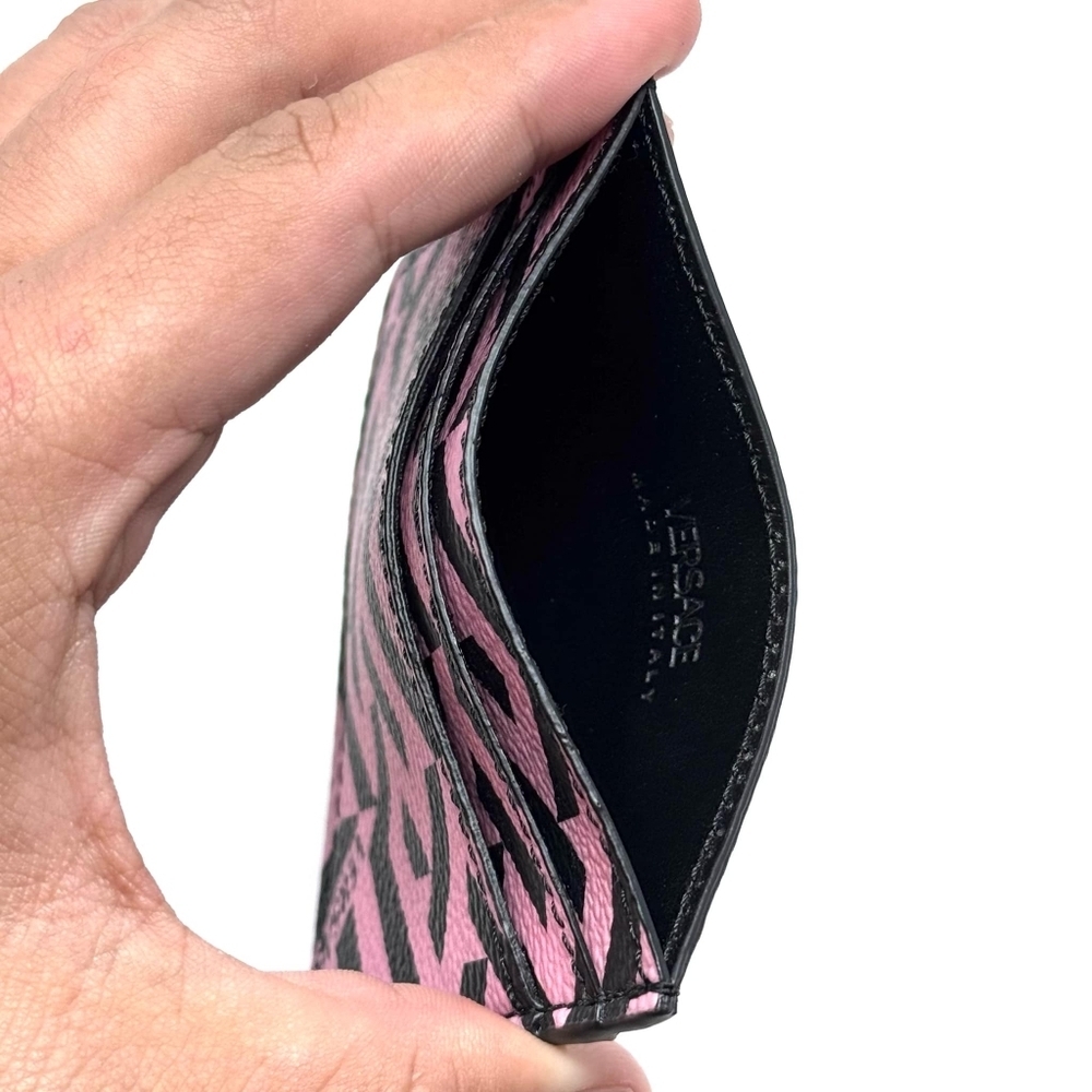 Pink Versace cardholder - Picture 4 of 4